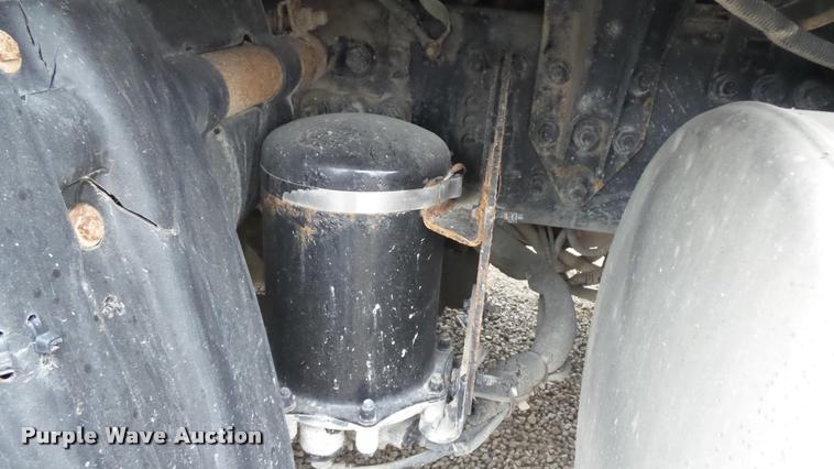 image for item J5729 2008 Sterling L9500 dump truck