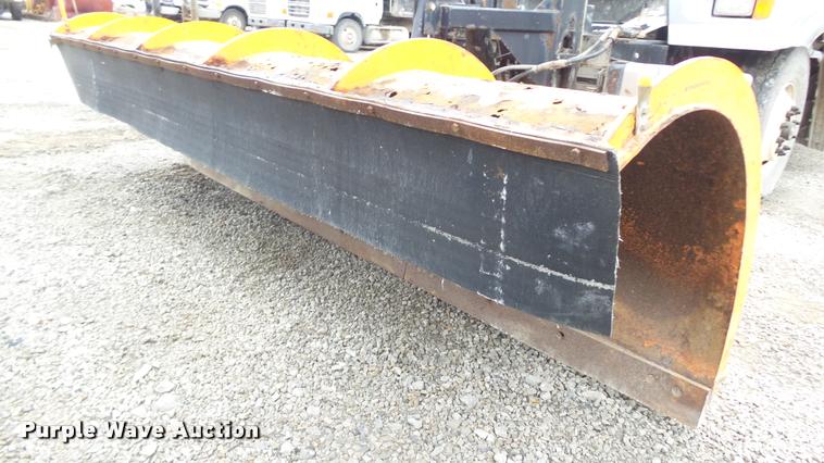 image for item J5729 2008 Sterling L9500 dump truck