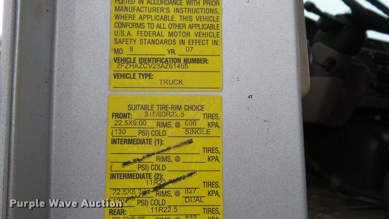 image for item J5729 2008 Sterling L9500 dump truck