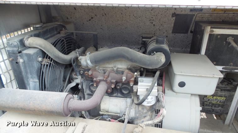 image for item J5736 1997 Night Buster Magnum 4000 light plant