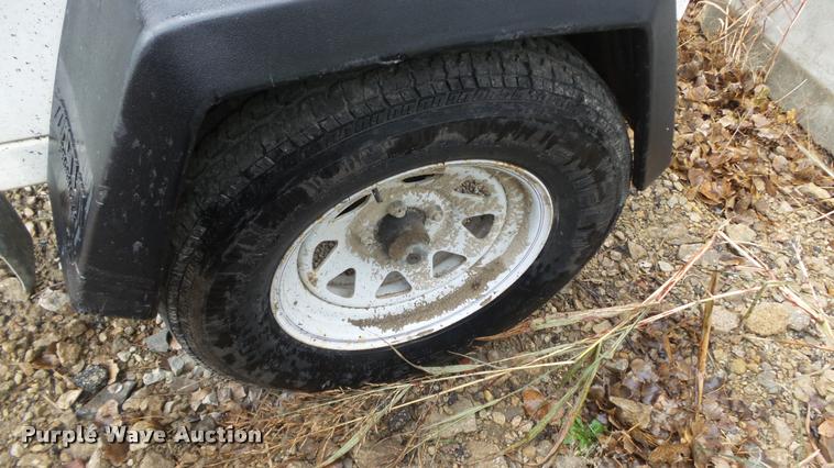 image for item J5736 1997 Night Buster Magnum 4000 light plant