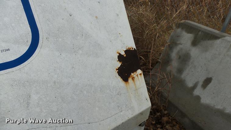 image for item J5736 1997 Night Buster Magnum 4000 light plant