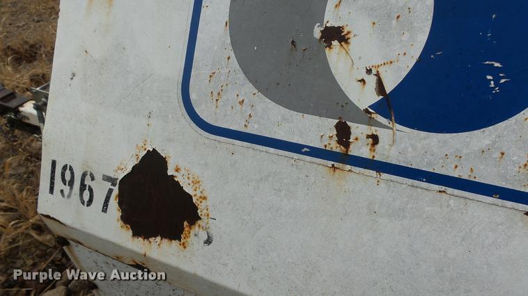 image for item J5736 1997 Night Buster Magnum 4000 light plant