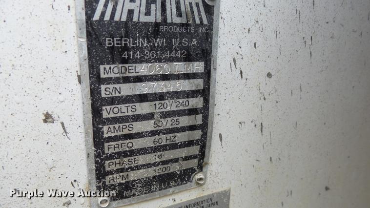 image for item J5736 1997 Night Buster Magnum 4000 light plant