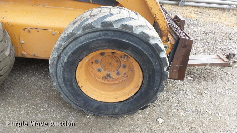 image for item J5738 2003 Case 90XT skid steer