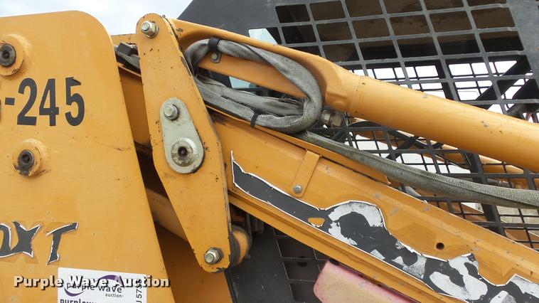 image for item J5738 2003 Case 90XT skid steer