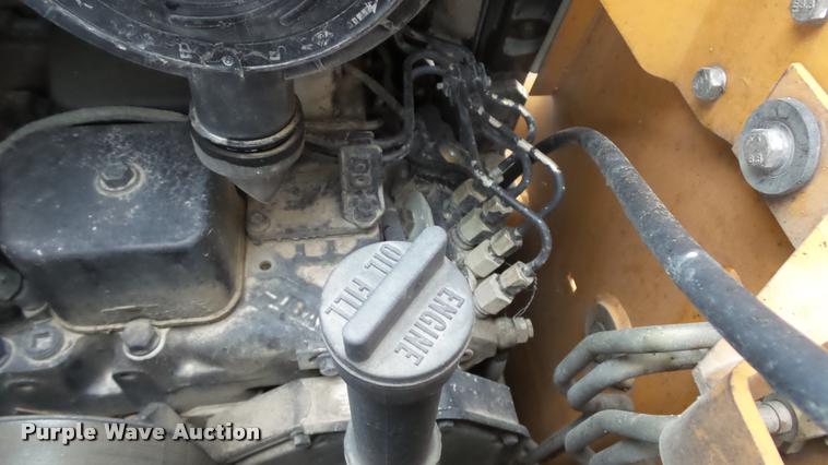 image for item J5738 2003 Case 90XT skid steer