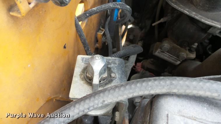 image for item J5738 2003 Case 90XT skid steer