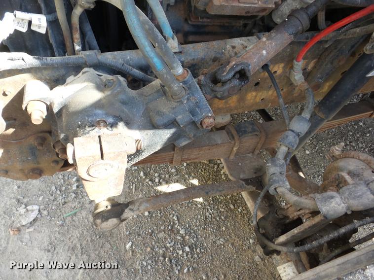 image for item J8701 1999 Ford F800 bucket truck