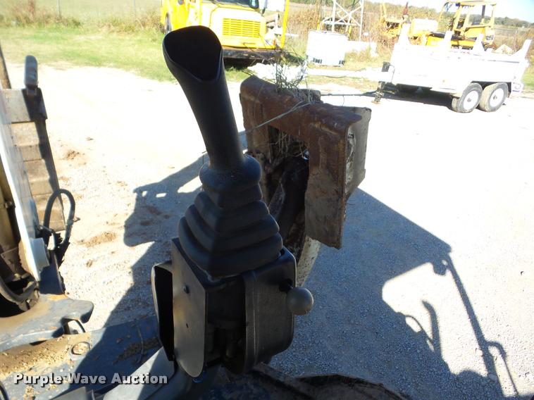 image for item J8712 2009 Terex 860B backhoe