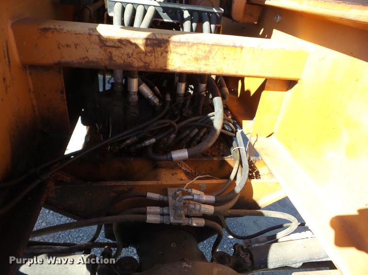 image for item J8713 Lull 644B-37 telehandler