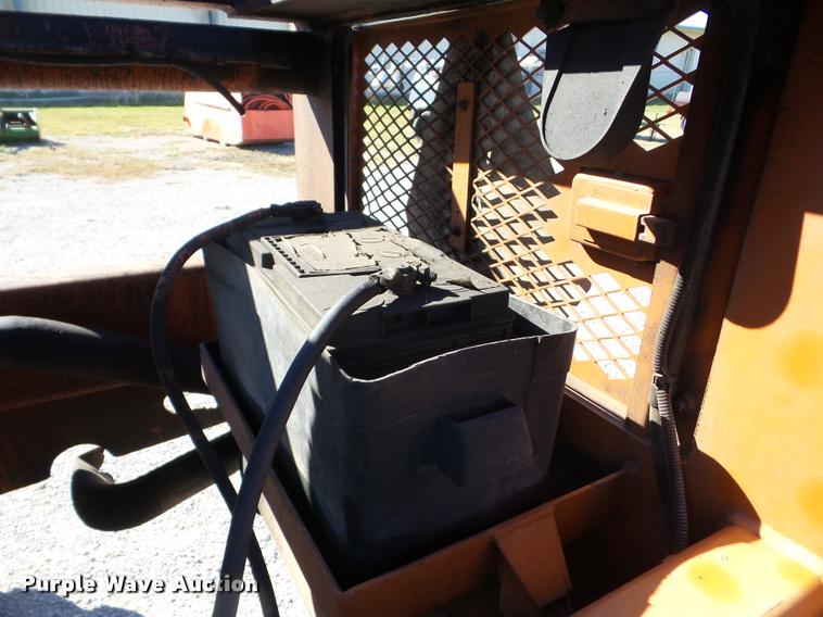 image for item J8713 Lull 644B-37 telehandler