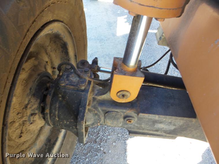 image for item J8713 Lull 644B-37 telehandler