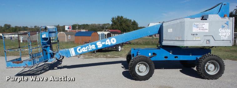 image for item J8714 1997 Genie S40 boom lift