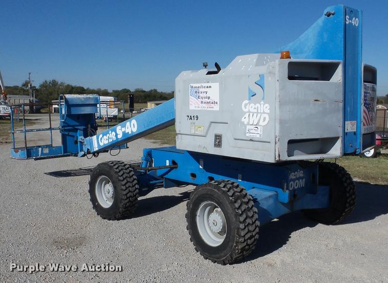 image for item J8714 1997 Genie S40 boom lift