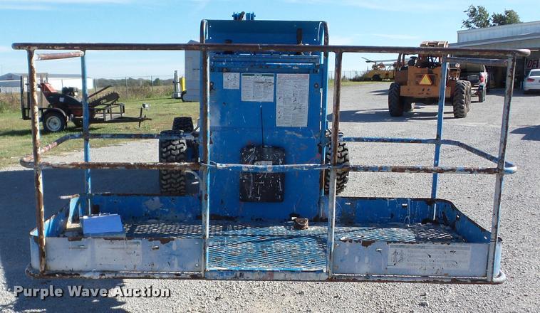 image for item J8714 1997 Genie S40 boom lift
