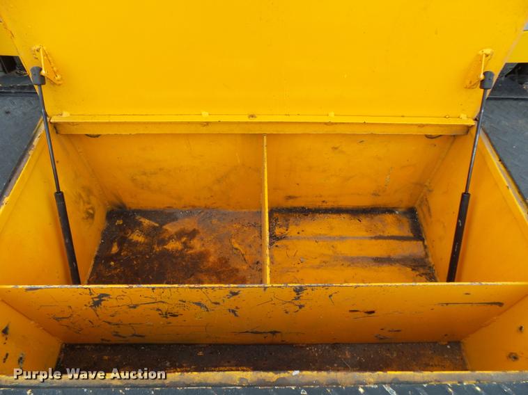 image for item K1026 2007 Freightliner Business Class M2  digger derrick truck