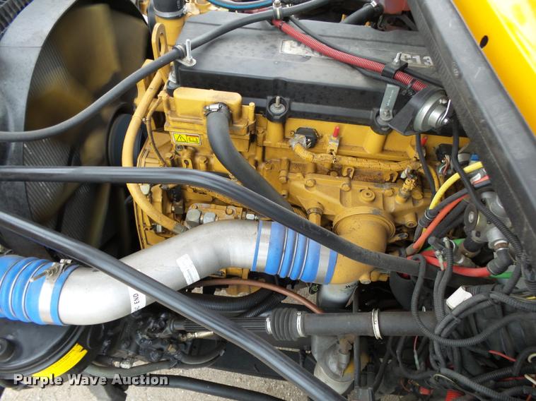 image for item K1026 2007 Freightliner Business Class M2  digger derrick truck