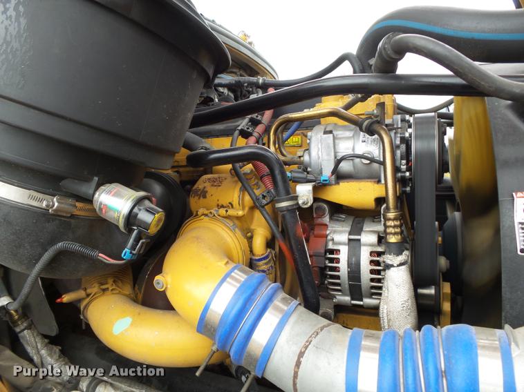 image for item K1026 2007 Freightliner Business Class M2  digger derrick truck