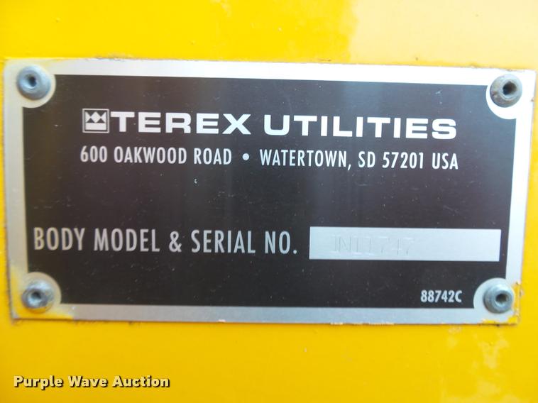 image for item K1026 2007 Freightliner Business Class M2  digger derrick truck