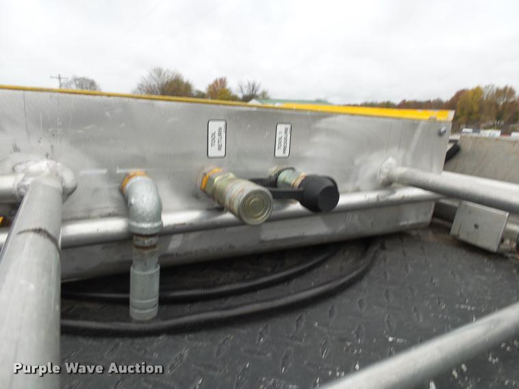 image for item K1026 2007 Freightliner Business Class M2  digger derrick truck