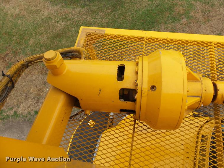 image for item K1026 2007 Freightliner Business Class M2  digger derrick truck