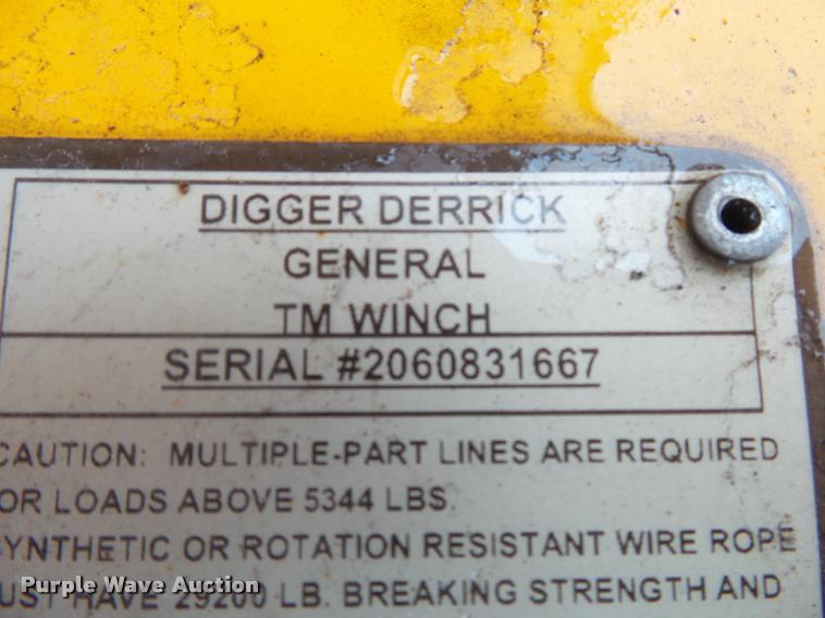 image for item K1026 2007 Freightliner Business Class M2  digger derrick truck