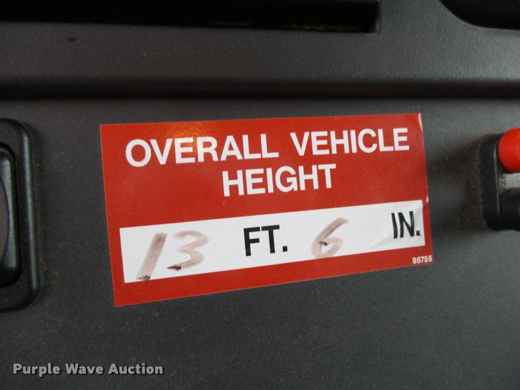 image for item K1026 2007 Freightliner Business Class M2  digger derrick truck