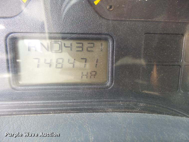 image for item K3087 2007 International 7400 refuse truck