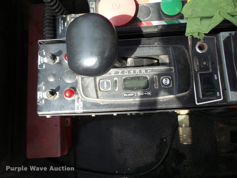 image for item K3087 2007 International 7400 refuse truck