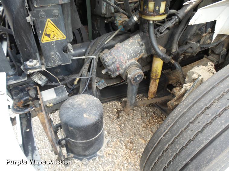 image for item K3087 2007 International 7400 refuse truck