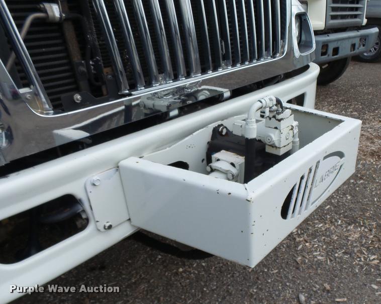 image for item K3087 2007 International 7400 refuse truck