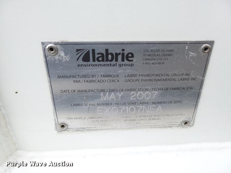 image for item K3087 2007 International 7400 refuse truck