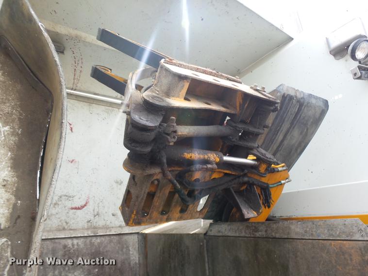 image for item K3087 2007 International 7400 refuse truck