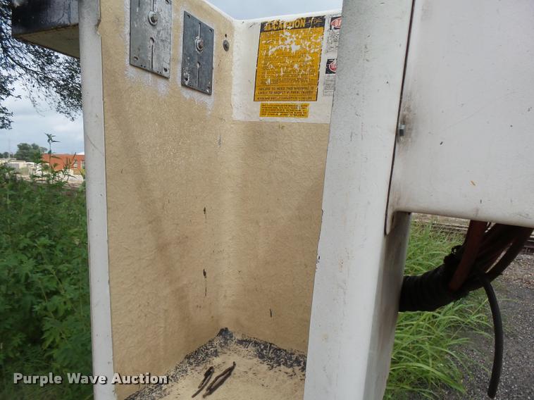 image for item K3088 Dur-a-lift DFSL-37 bucket attachment