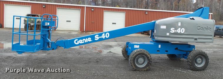image for item K3425 Genie S40 boom lift