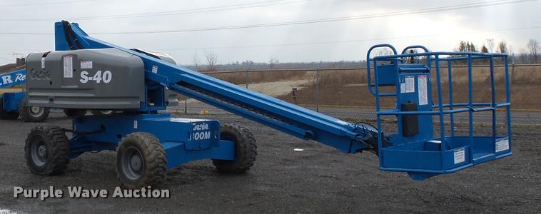 image for item K3425 Genie S40 boom lift