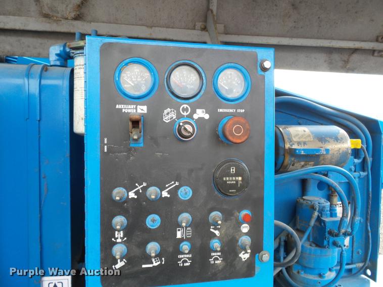 image for item K3425 Genie S40 boom lift