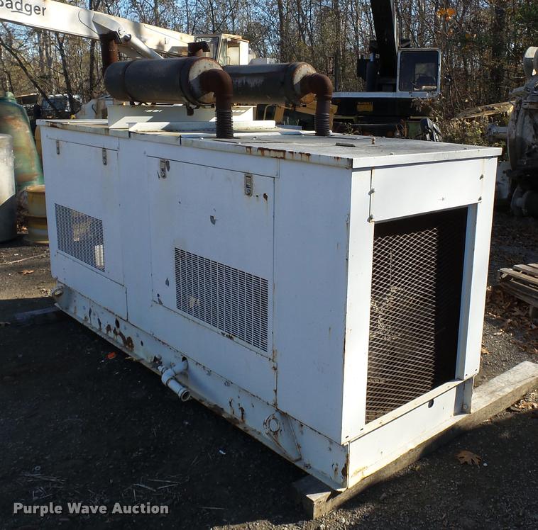 image for item K3427 1985 Generac 58368 generator