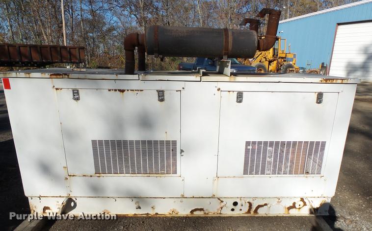 image for item K3427 1985 Generac 58368 generator