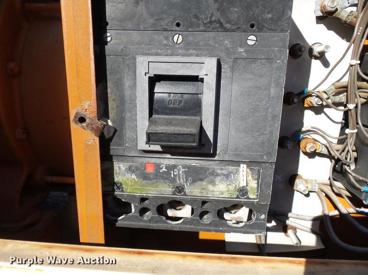 image for item K3427 1985 Generac 58368 generator