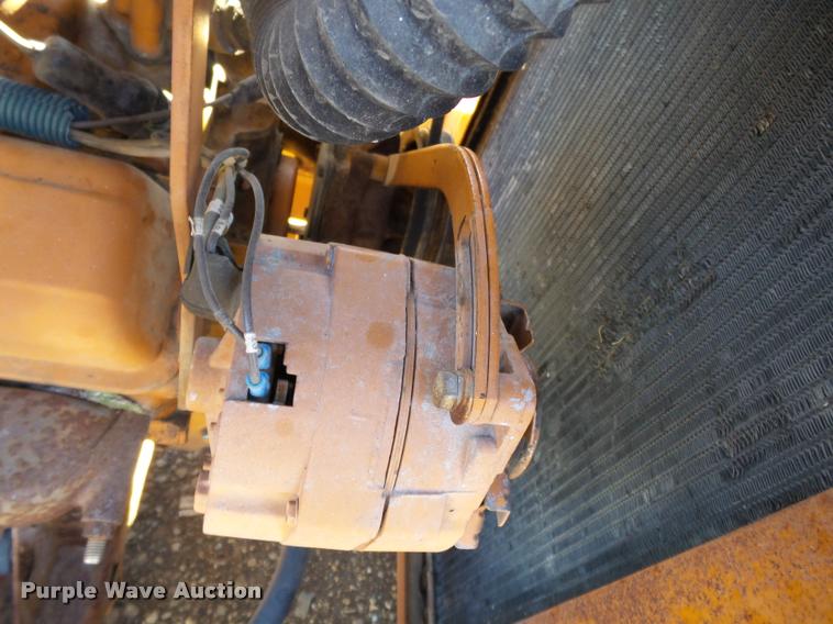 image for item K3427 1985 Generac 58368 generator