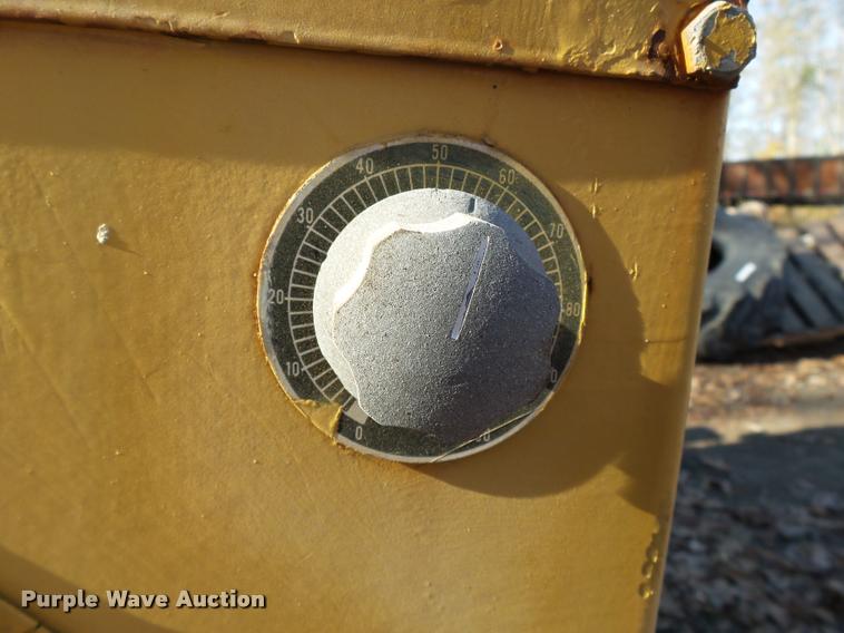 image for item K3429 1980 Caterpillar 250kW generator