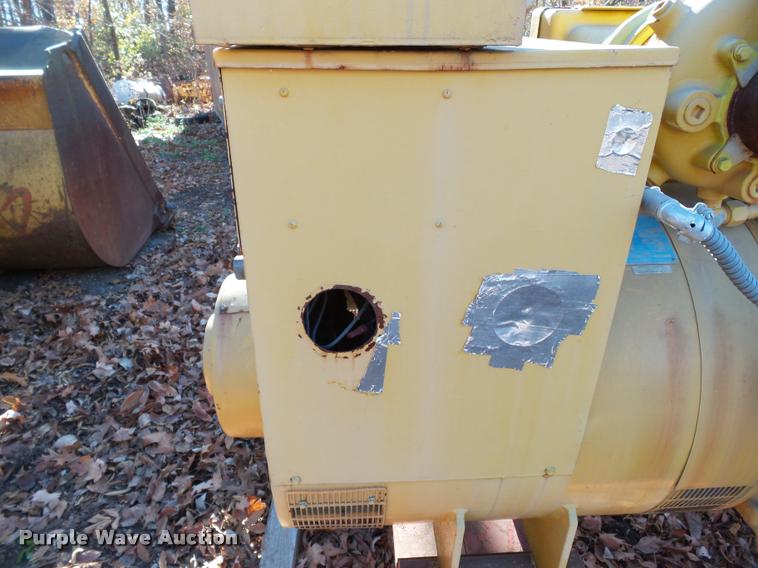 image for item K3429 1980 Caterpillar 250kW generator