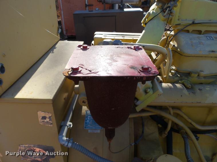 image for item K3429 1980 Caterpillar 250kW generator