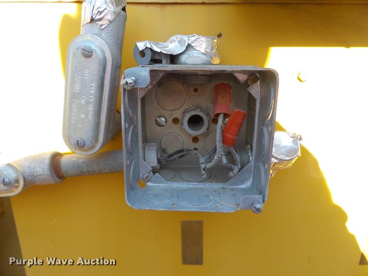 image for item K3429 1980 Caterpillar 250kW generator