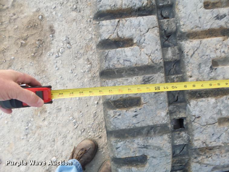 image for item K5554 2007 Bobcat T250 skid steer