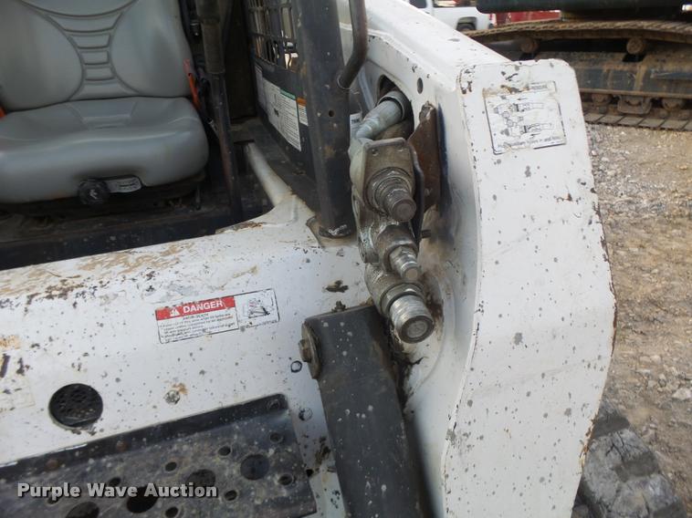 image for item K5554 2007 Bobcat T250 skid steer