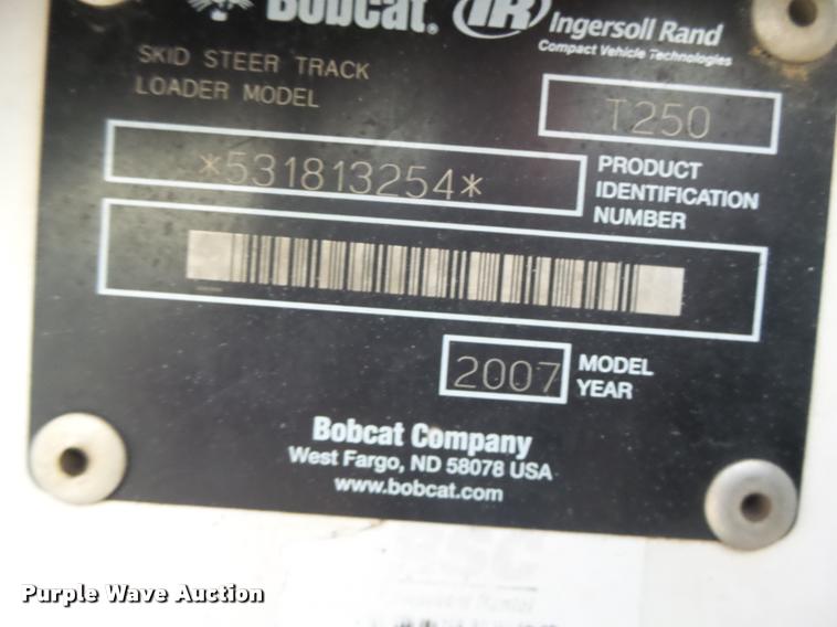 image for item K5554 2007 Bobcat T250 skid steer
