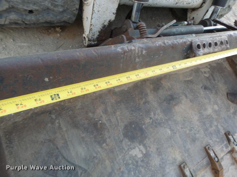 image for item K5555 2006 Bobcat T300 skid steer
